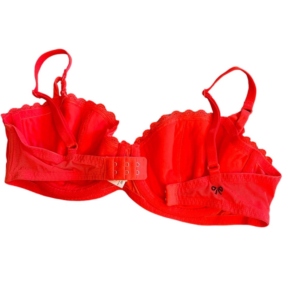 Victorias Secret red bra 36C - Picture 2 of 5